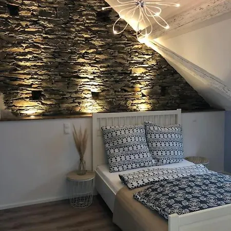 Apartamento Exklusive Ferienwohnung “alte Dorfschull“